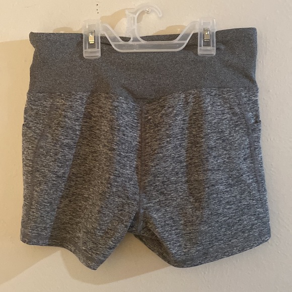 Athletic Shorts Size Large Color gray almost new. - Picture 3 of 7